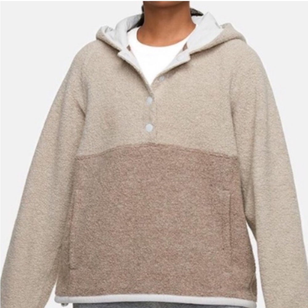 Outdoor Voices Mega Fleece Size XS Tan/Brown
